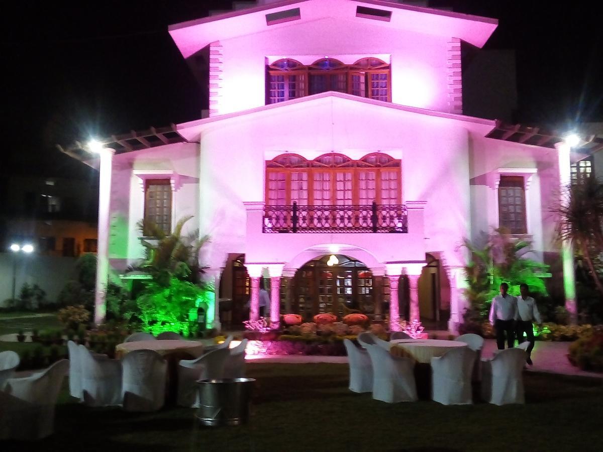 Celebration Hotel And Resort Rewa Exterior photo